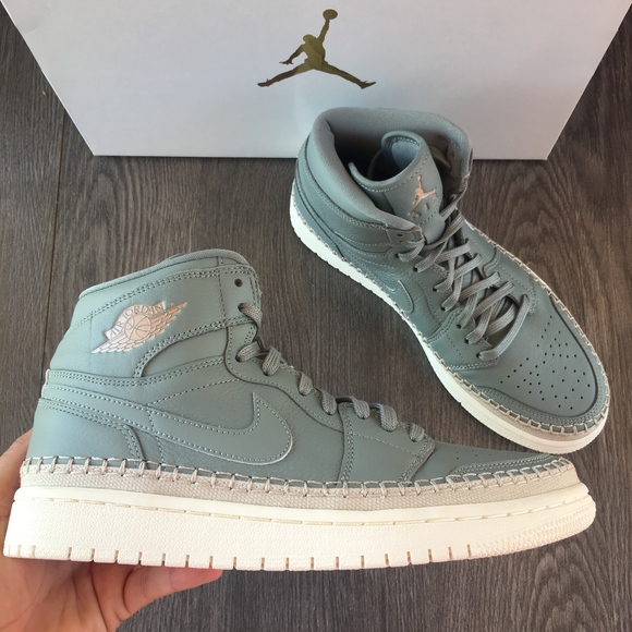 Jordan Shoes - Nike Air Jordan Women's 1 Retro High Premium